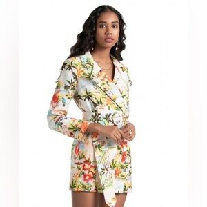 1 NWT Rococo Sand Sunset Dress in Sand